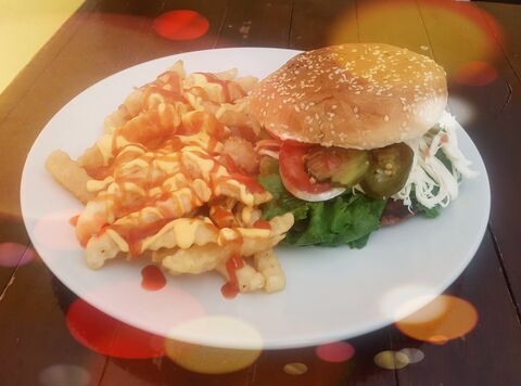 Barney's tortas y hamburguesa image 2
