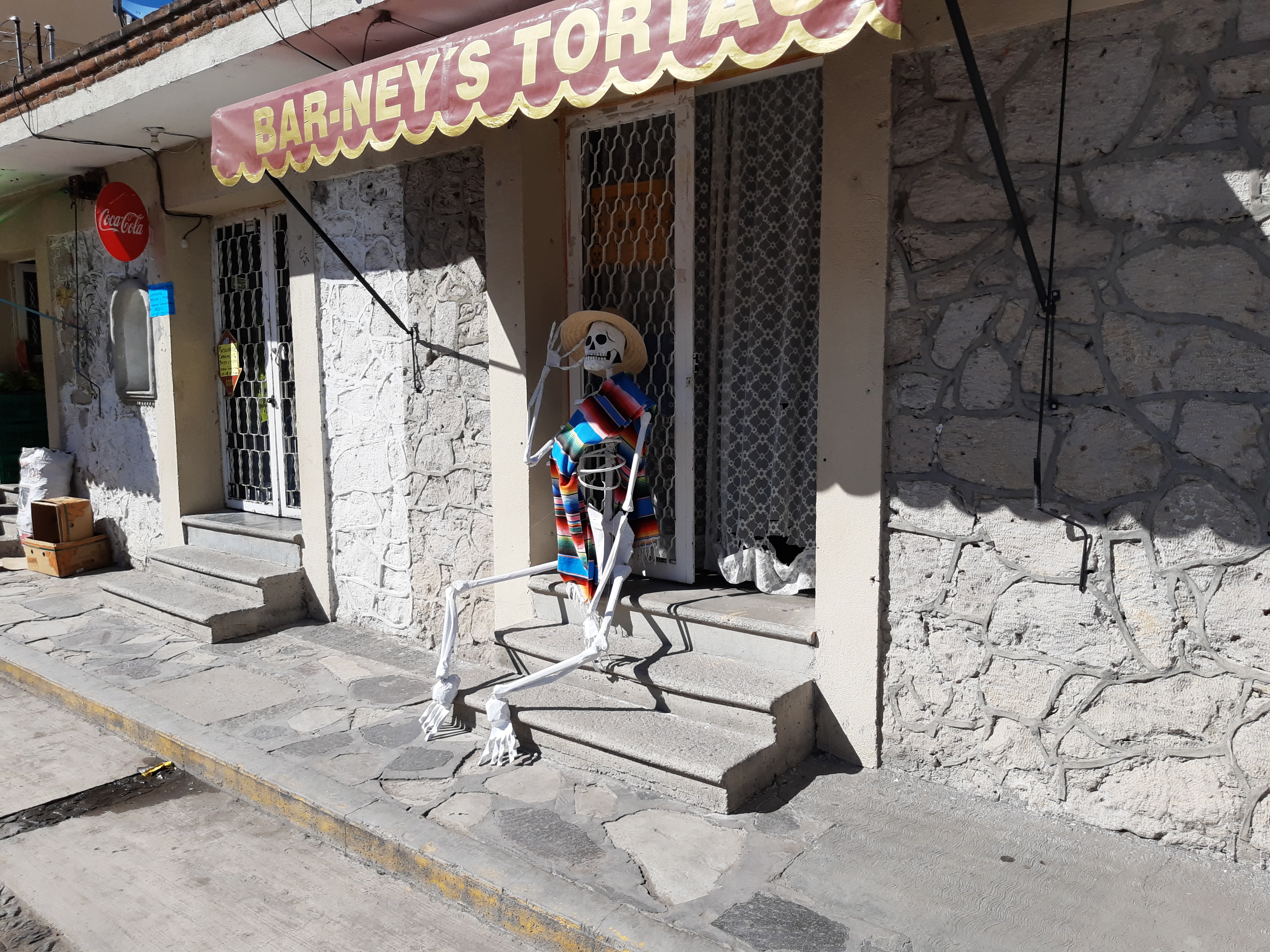 Barney's tortas y hamburguesa image 8