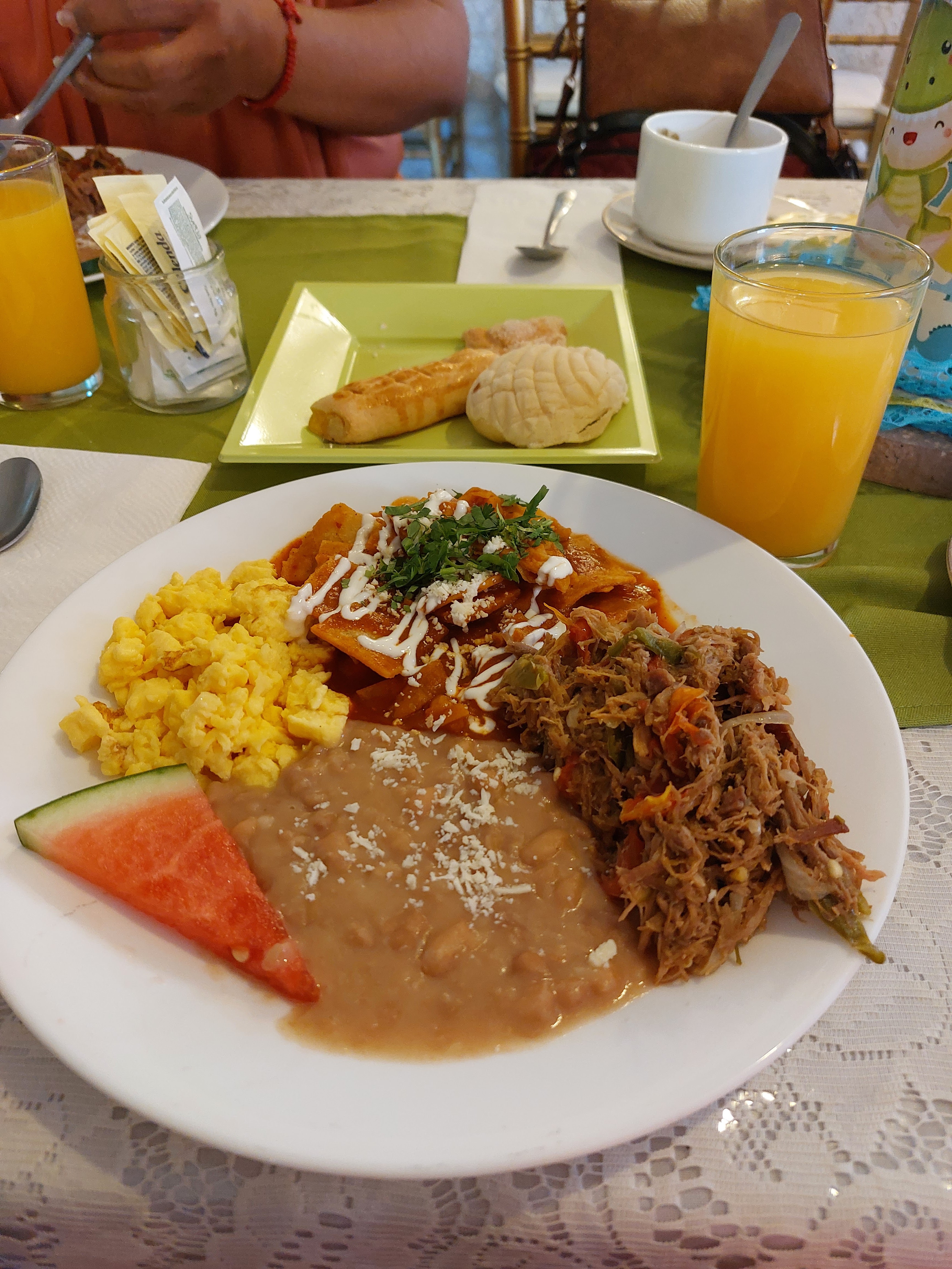 Casino Royal Restaurant image 2