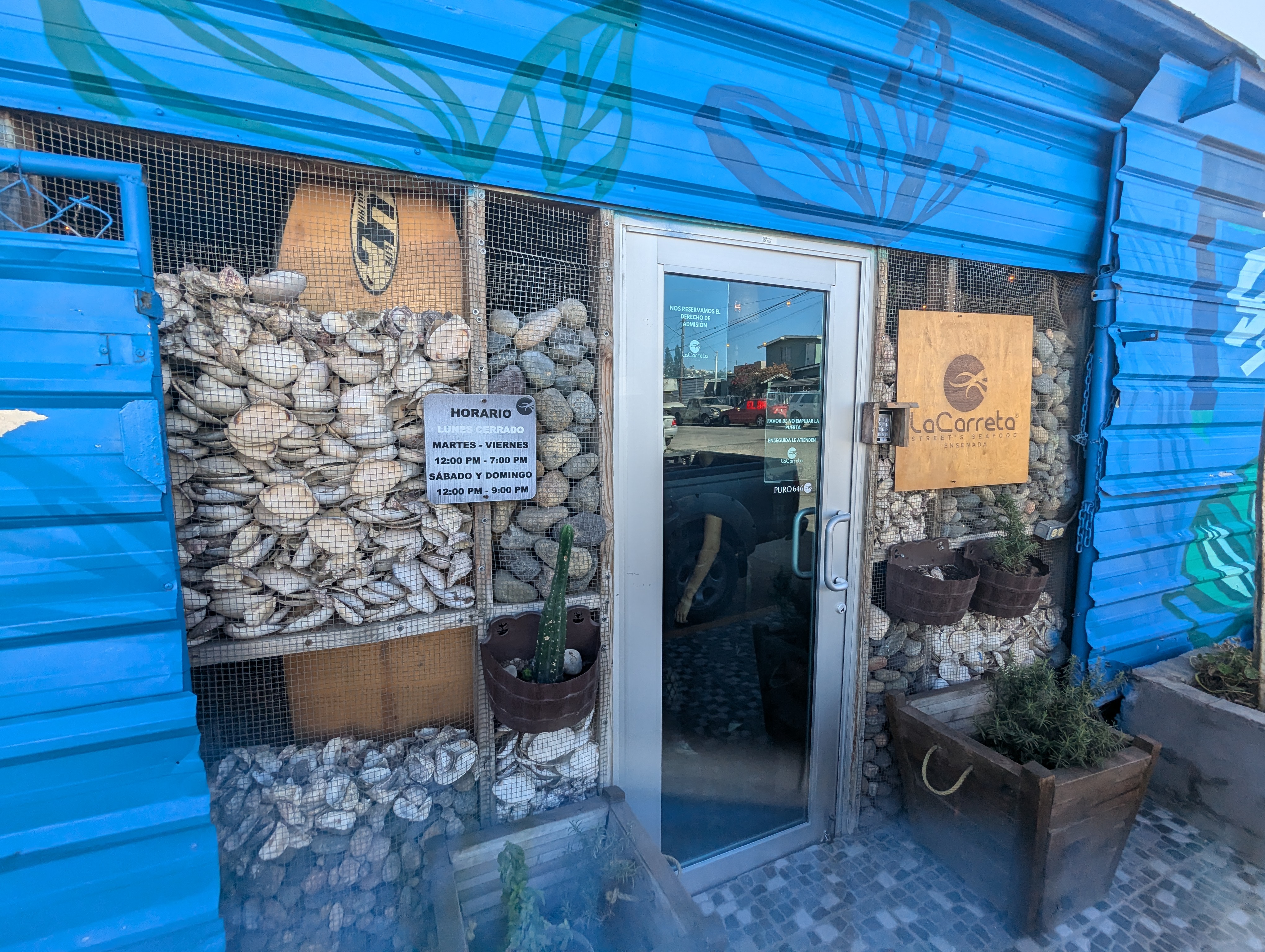 La Carreta street’s seafood image 1