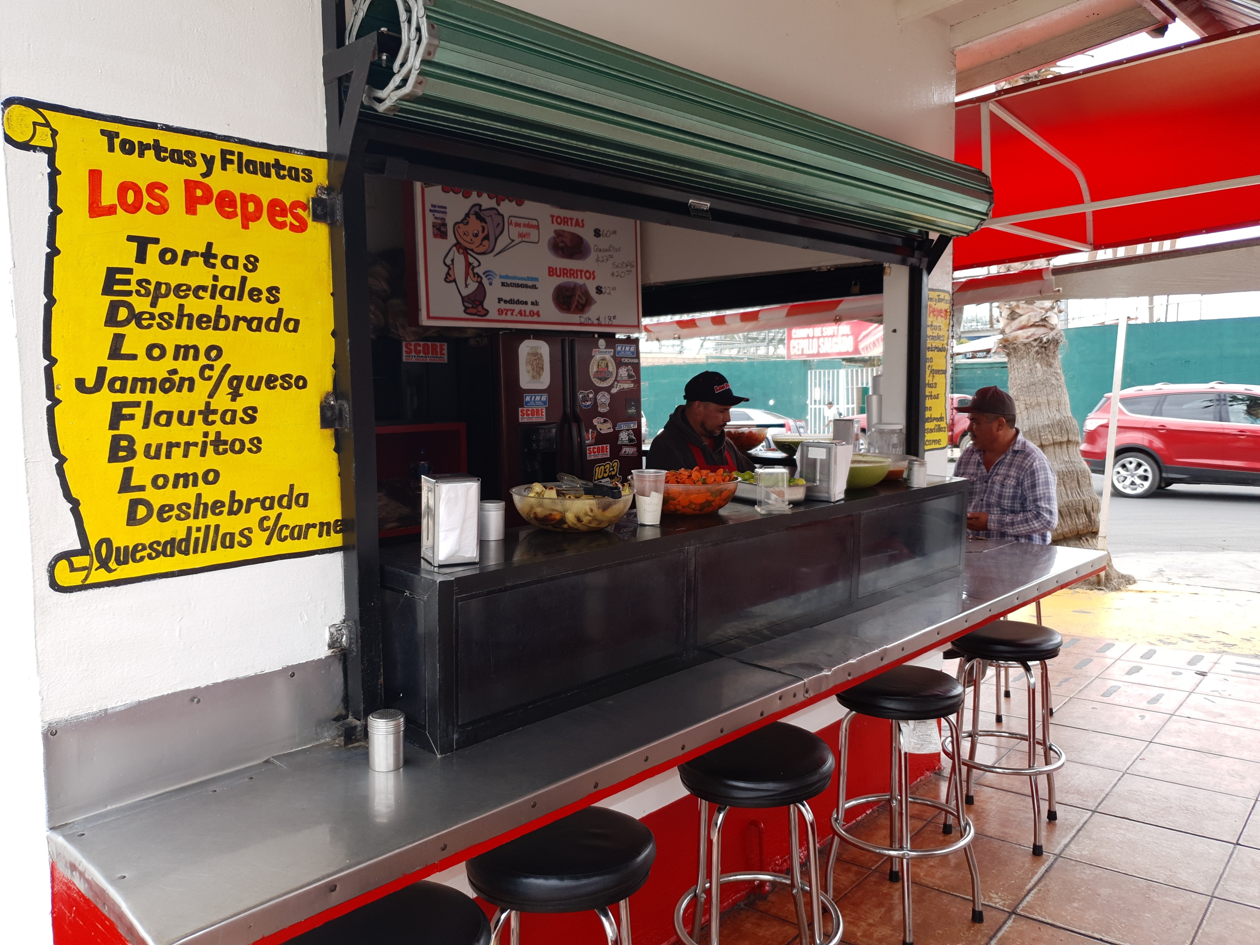 Tortas y Flautas Los Pepes image 5