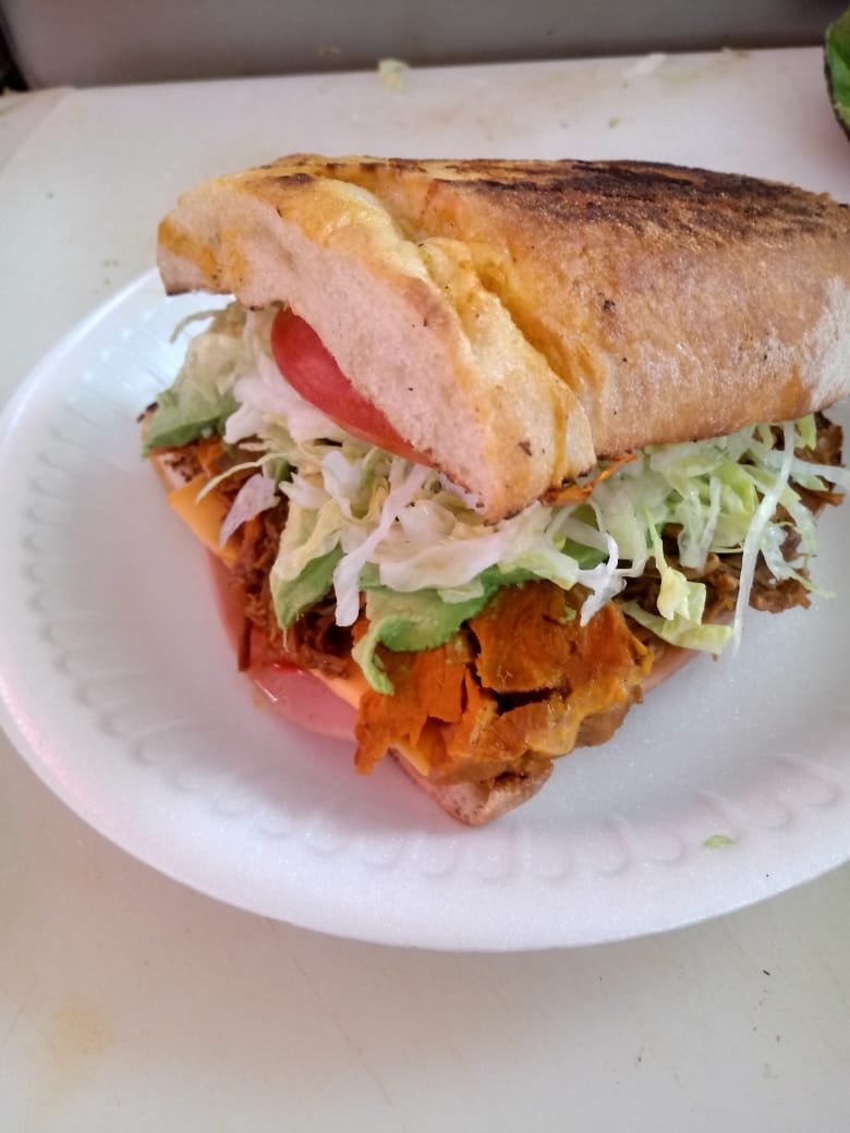 Tortas y Flautas Los Pepes image 7