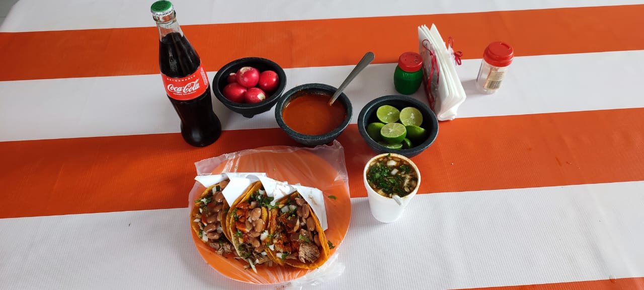 Birrieria y Taquería La Mixteca Poblana image 2