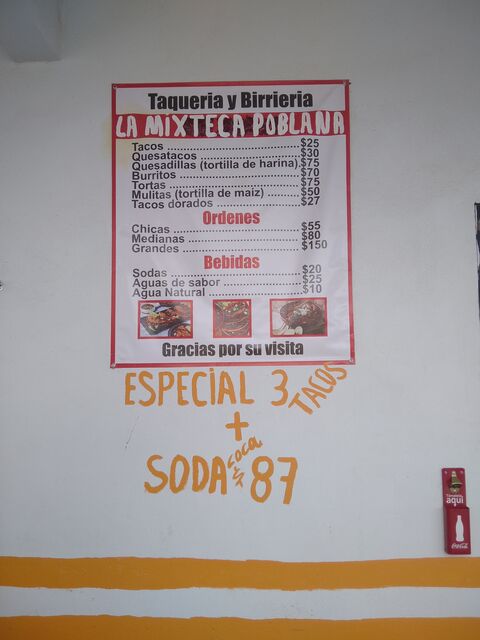 Birrieria y Taquería La Mixteca Poblana image 3