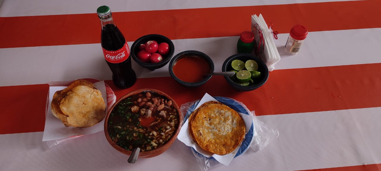 Birrieria y Taquería La Mixteca Poblana image 9
