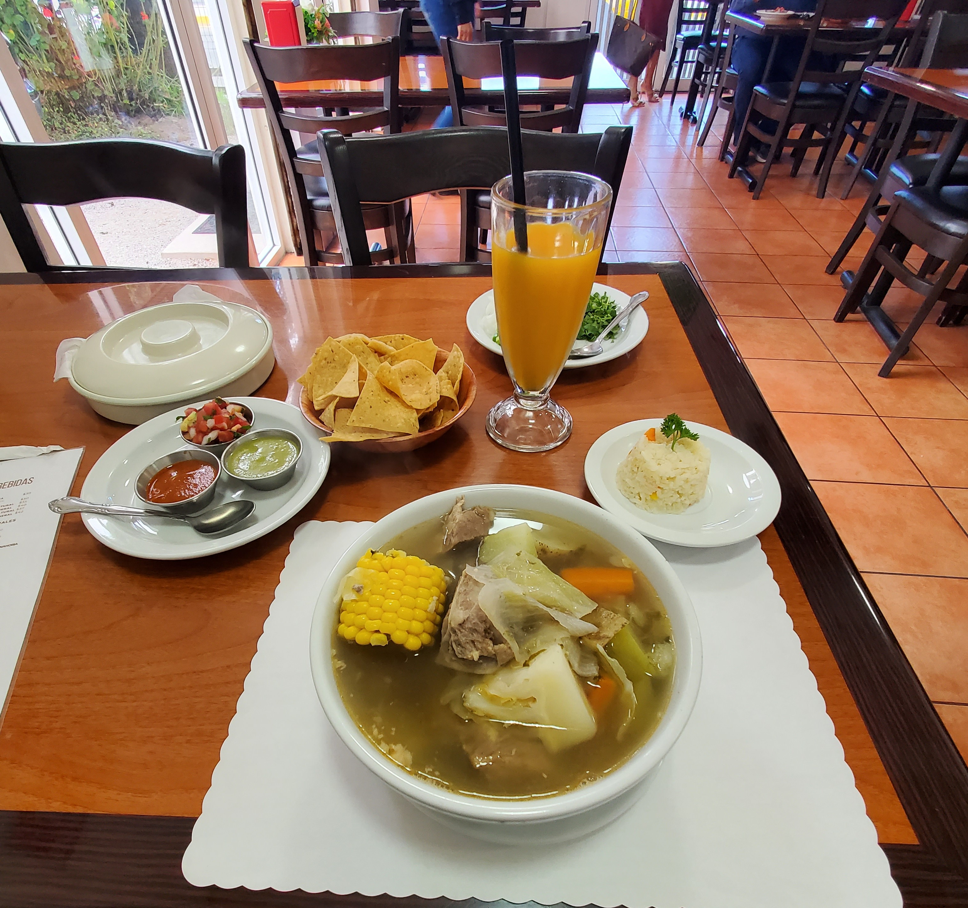 Arboleda Restaurant image 8