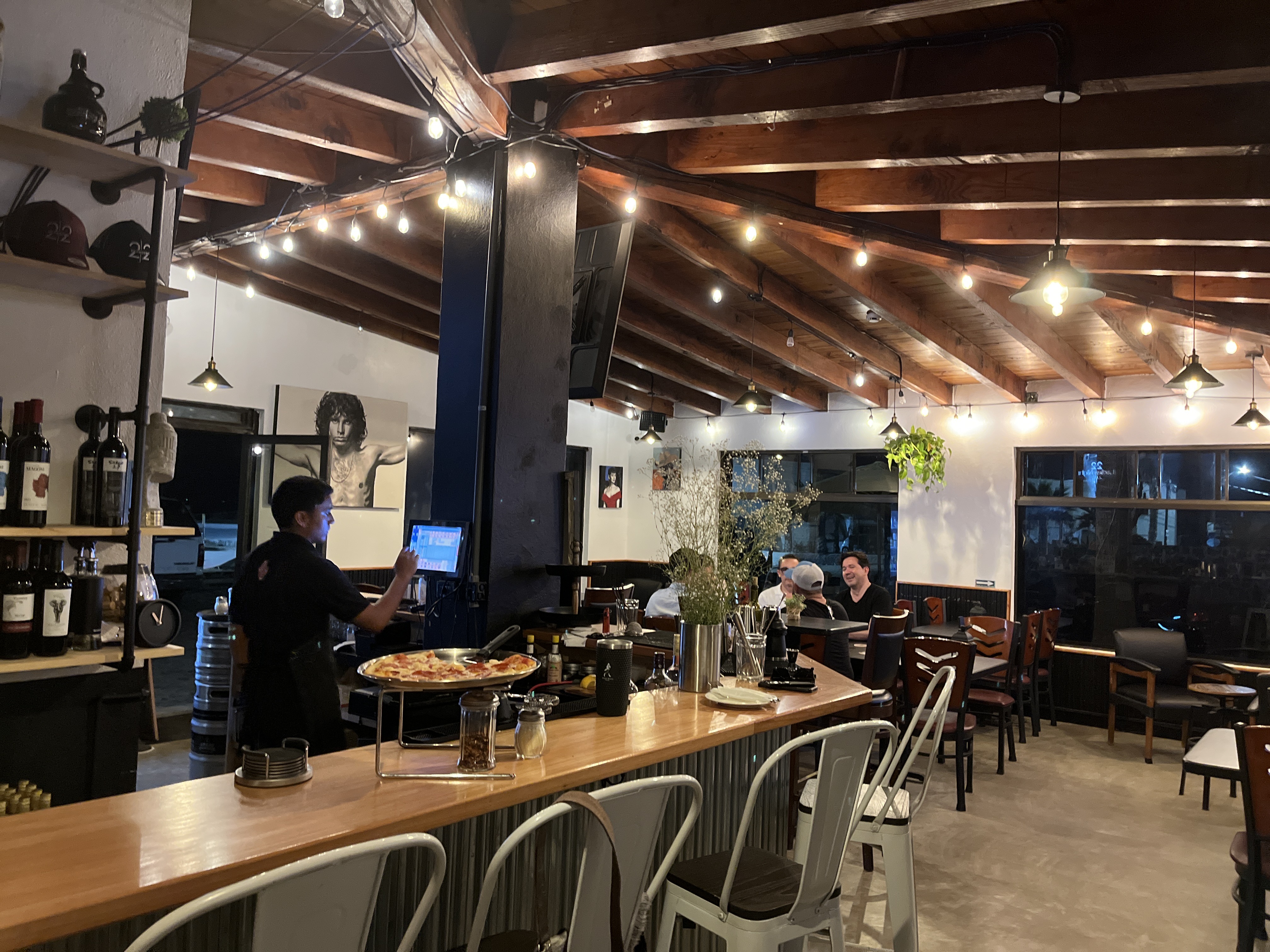 Kilometro 22 TapRoom & Restaurant image 3