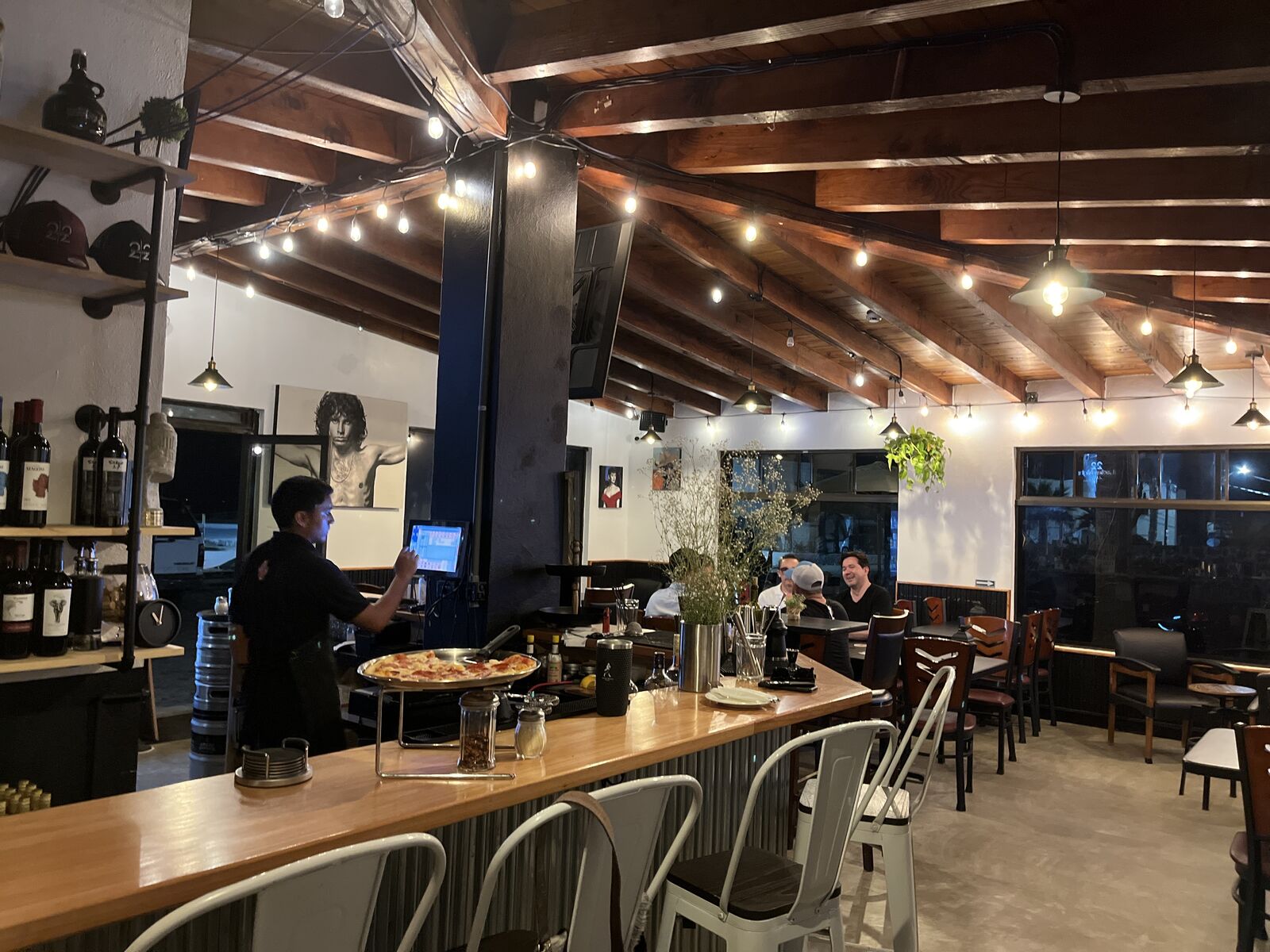 Kilometro 22 TapRoom & Restaurant image 3