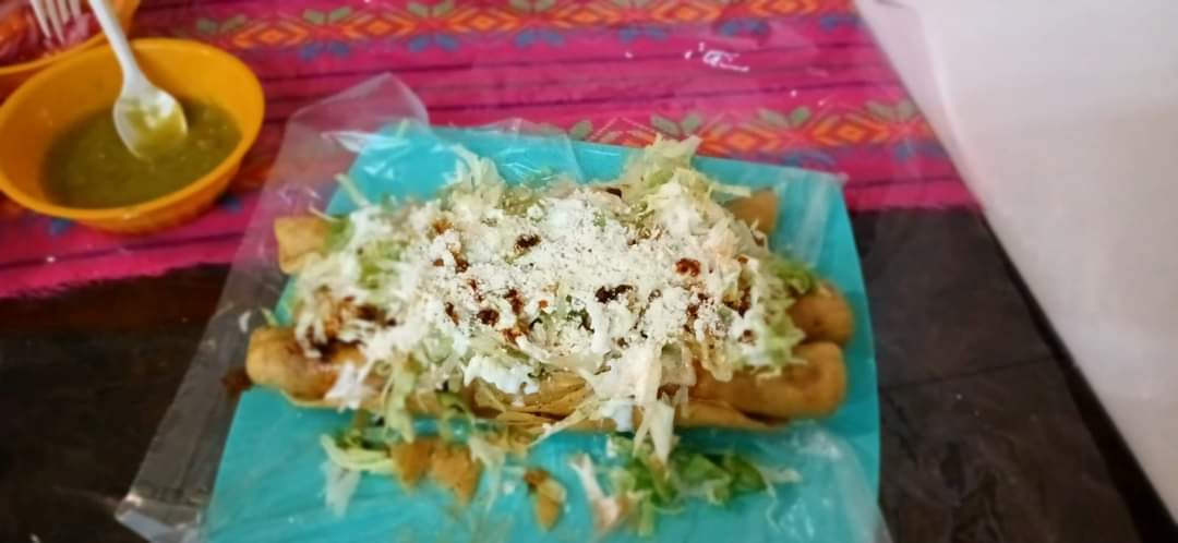 Cenaduria Los Cuñados image 1