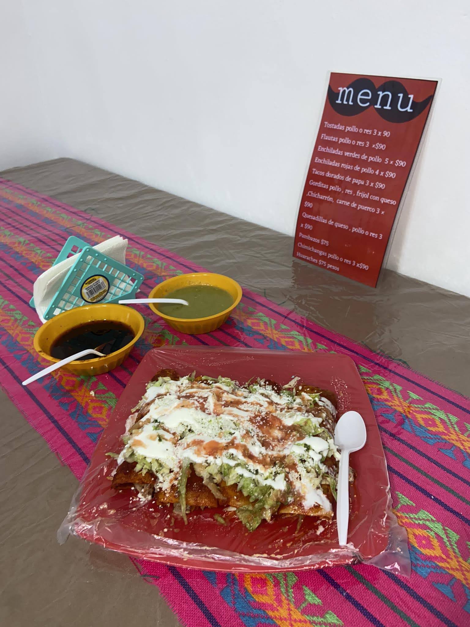 Cenaduria Los Cuñados image 3