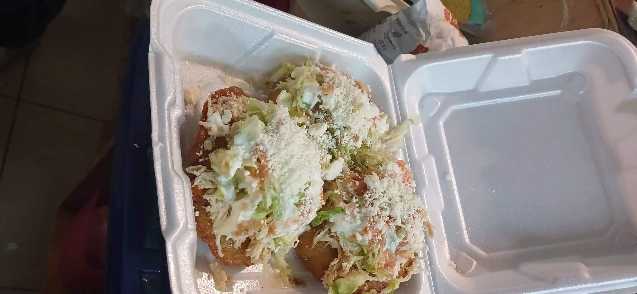 Cenaduria Los Cuñados image 5