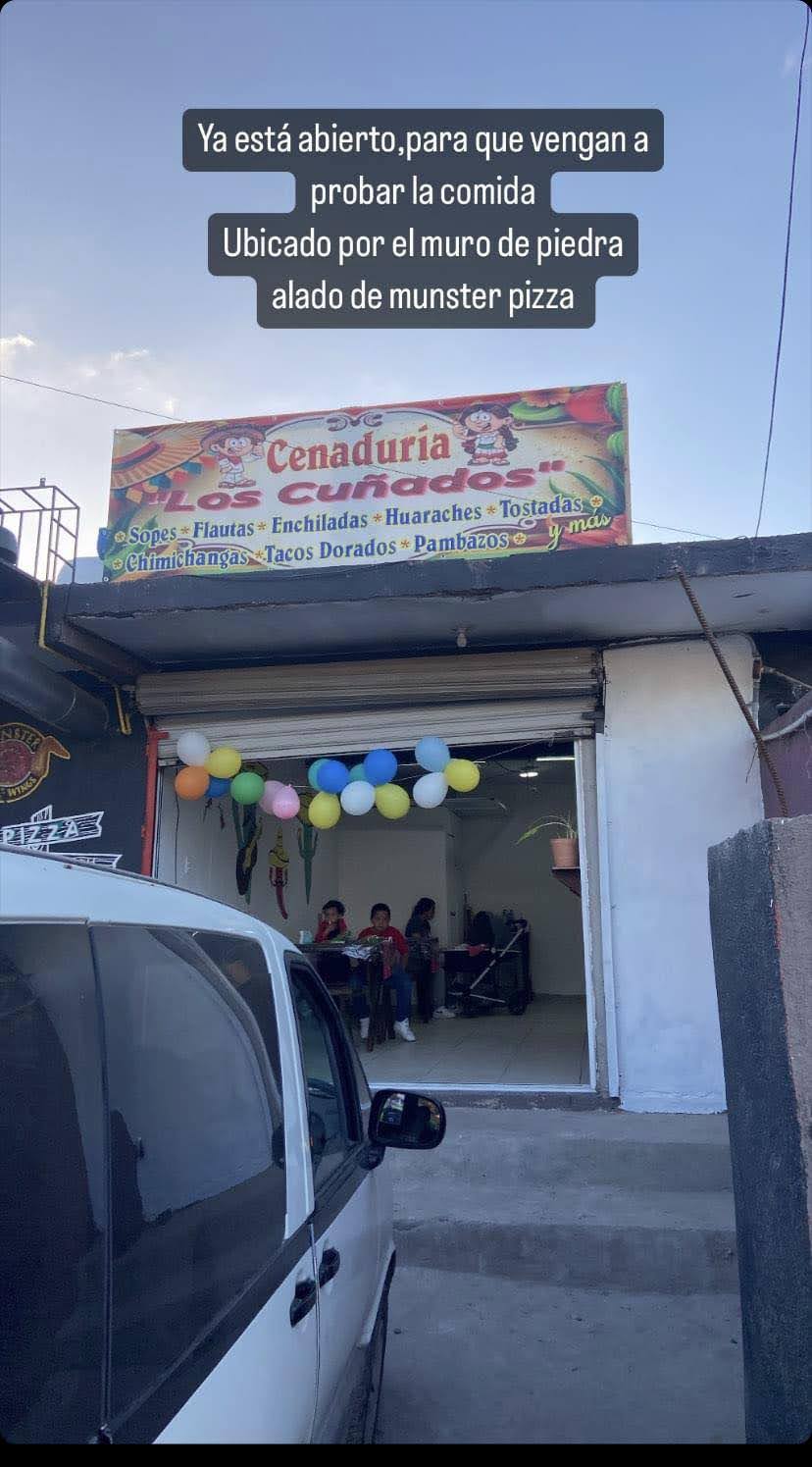 Cenaduria Los Cuñados image 8