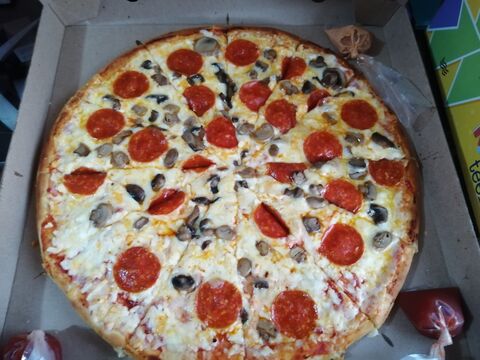 They's Pizza image 1