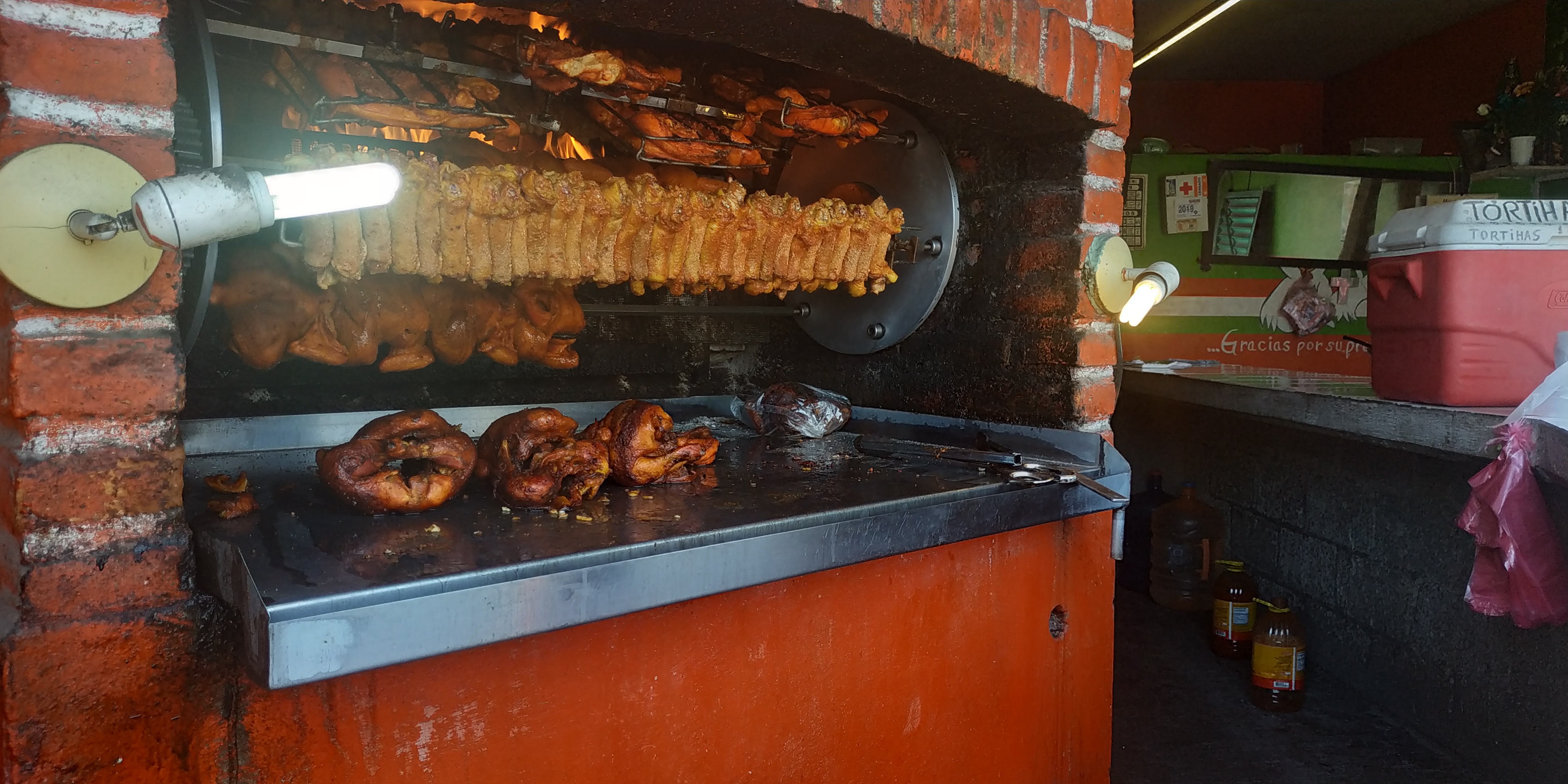 El Zarpazo Pollos Ala Leña image 1