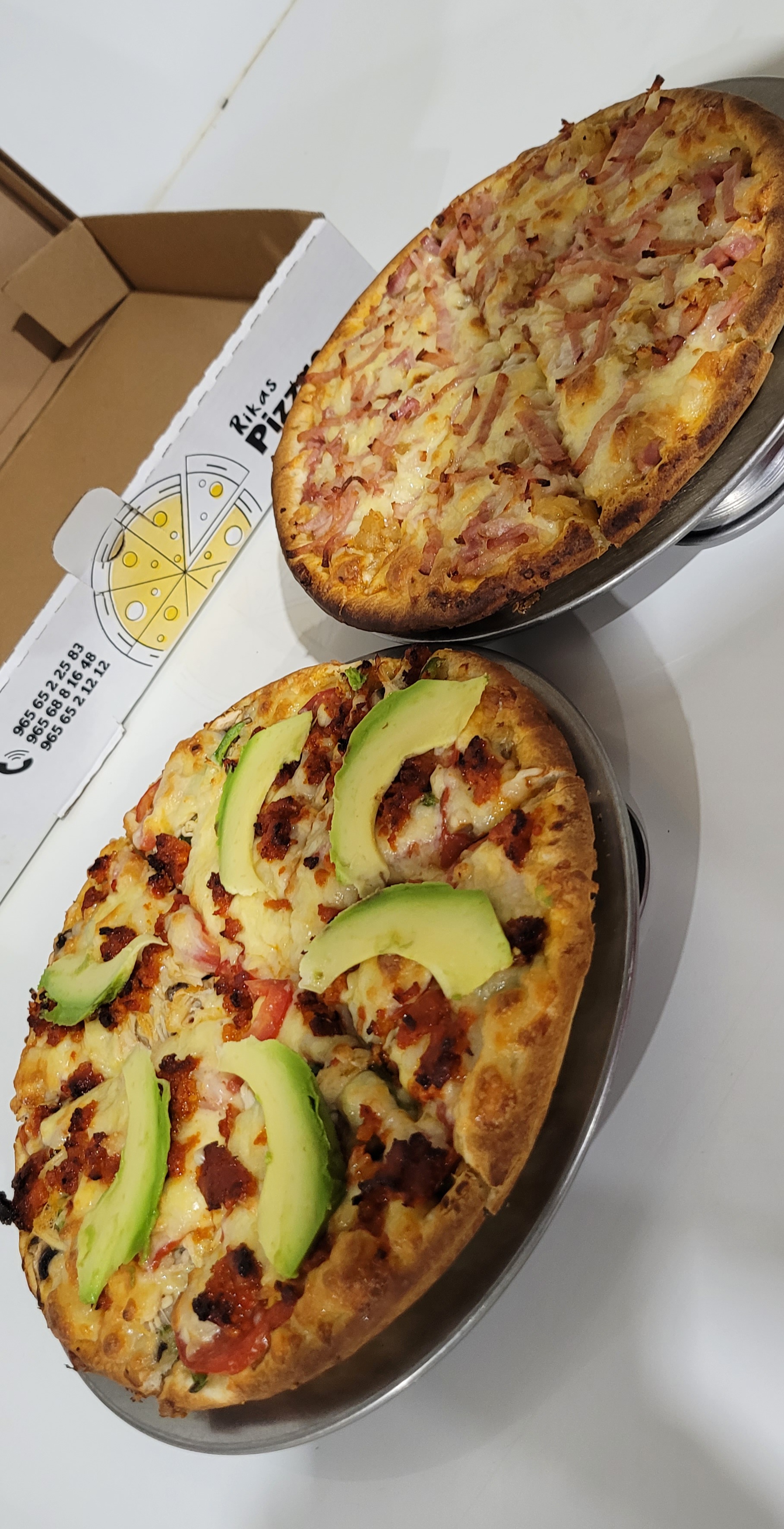 Rikas Pizzas image 10