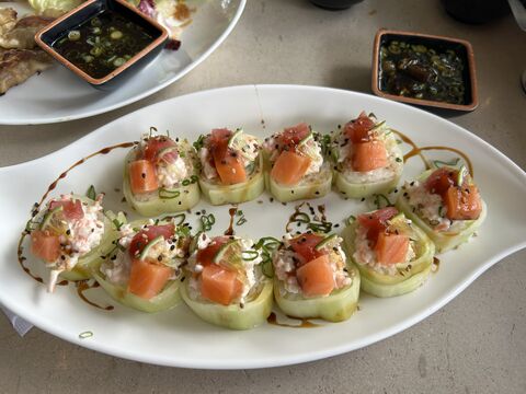 Yotsuba Sushi Norte image 2