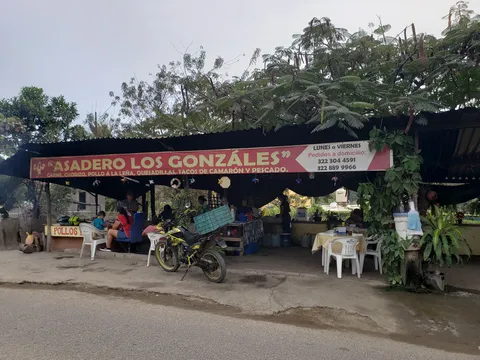 Pollos a la Leña González image 10
