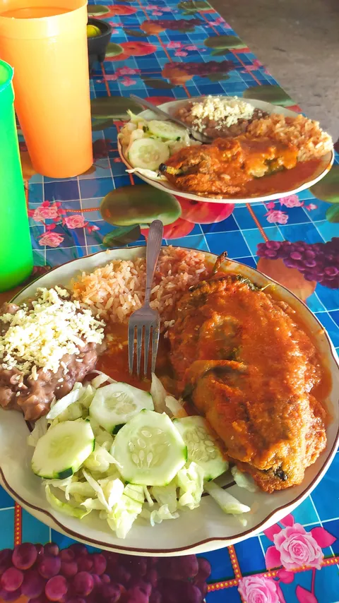 Comedor Amada image 1