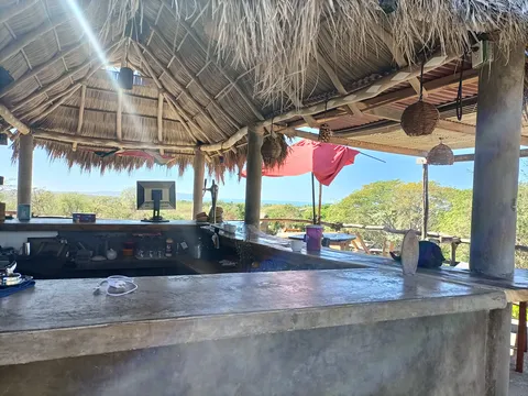 Kilometro 5 Surf Bar y Restaurant image 5