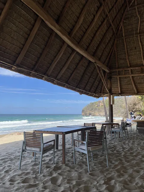 Tzamaika Ocean Grill image 3