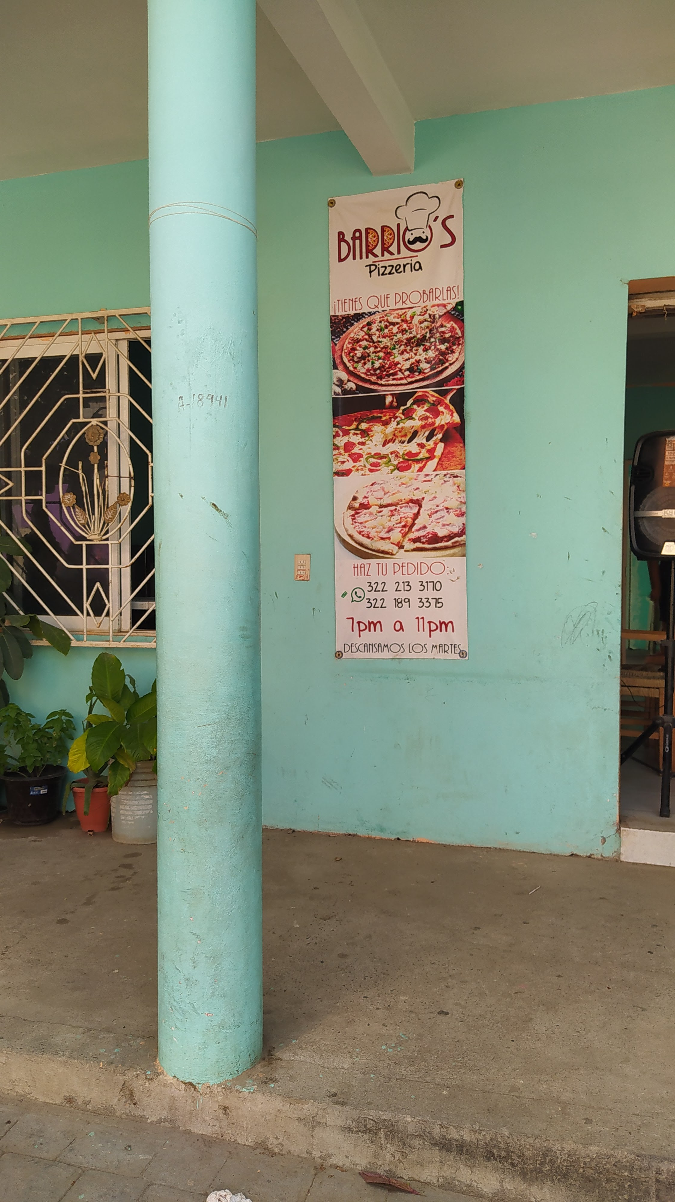 Barrio's Pizzeria image 2