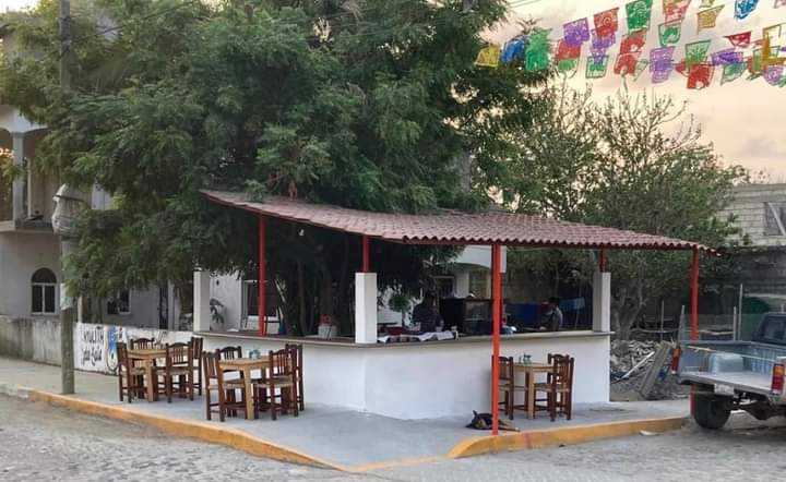 Taqueria "ALOGAMIA" image 3