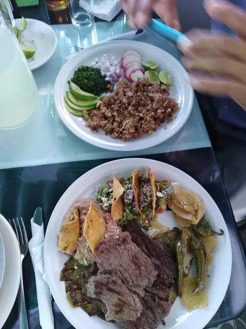 D Tere Restaurant image 6