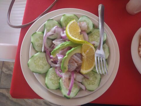 Mariscos LOS 3 PLEBES image 7