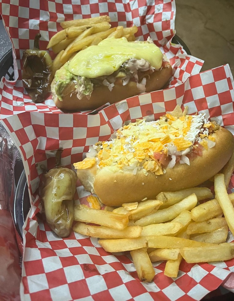 DelWester Fast Food image 4