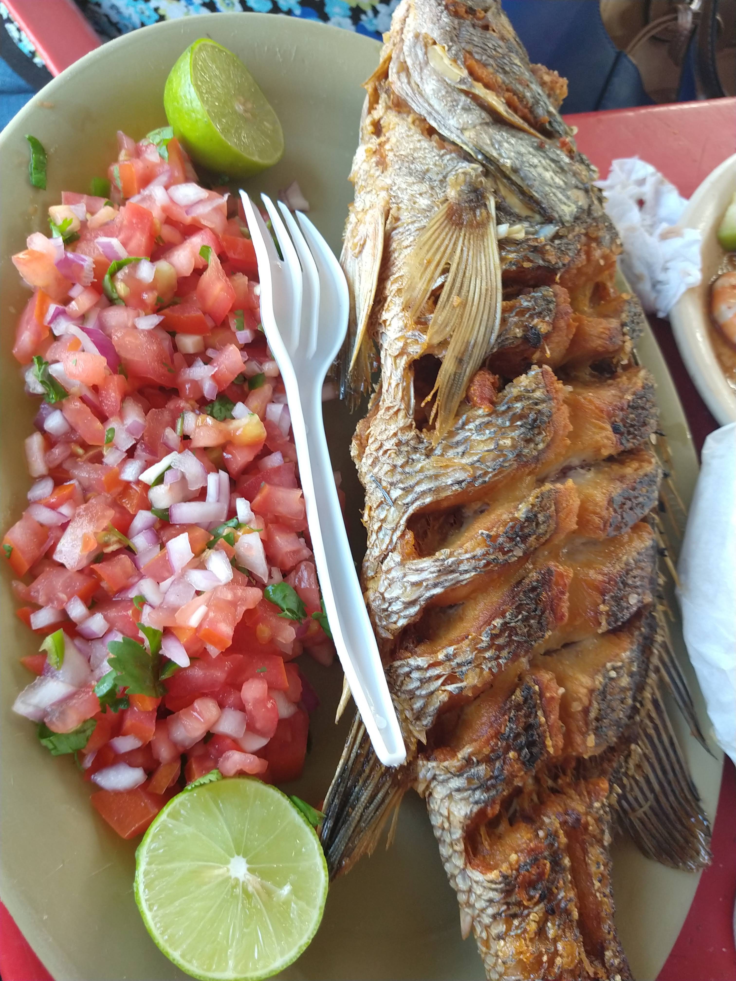 Mariscos El Alamo image 7