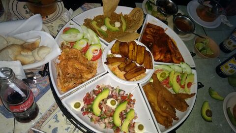 Central de Mariscos image 5