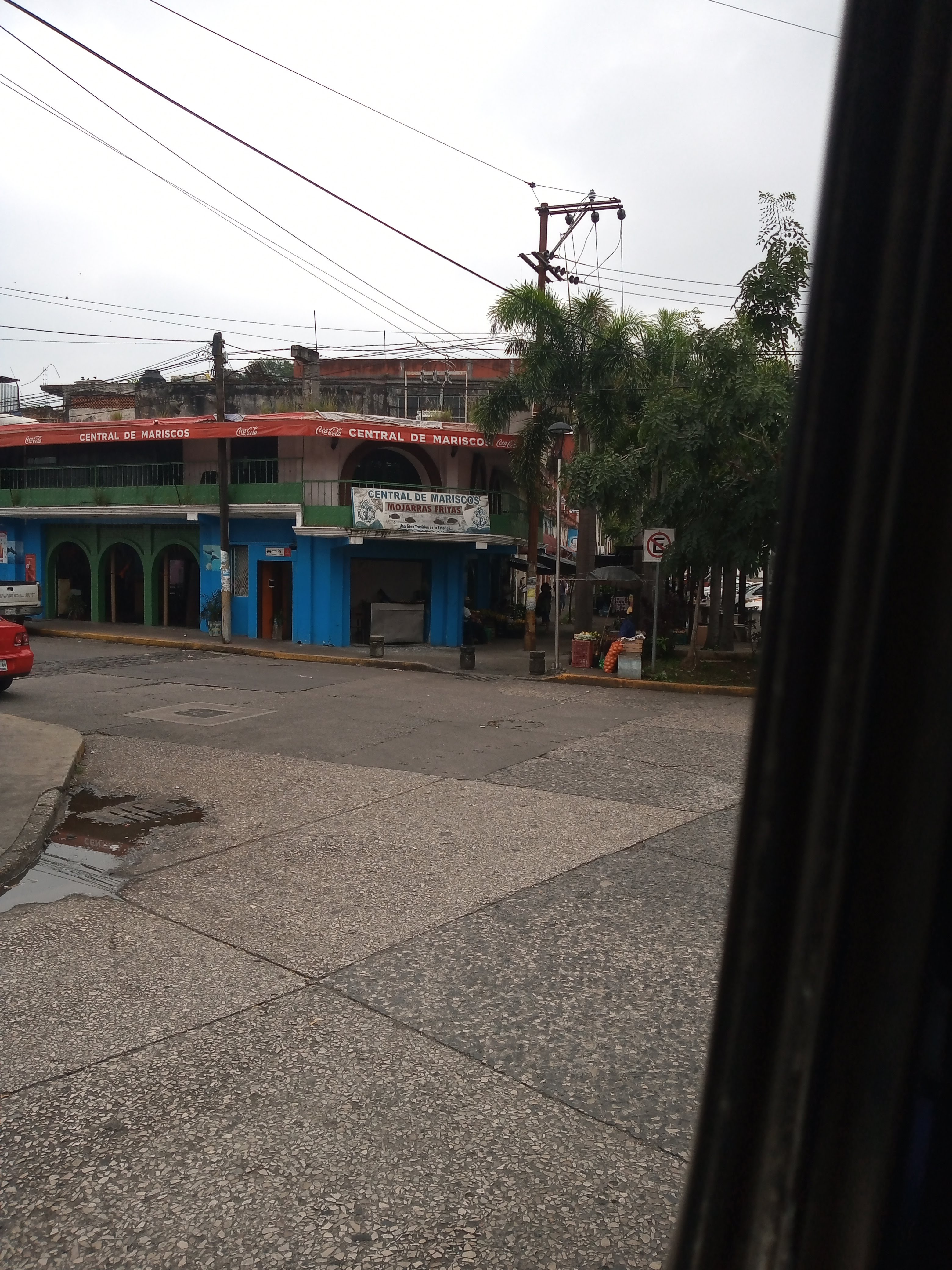 Central de Mariscos image 6