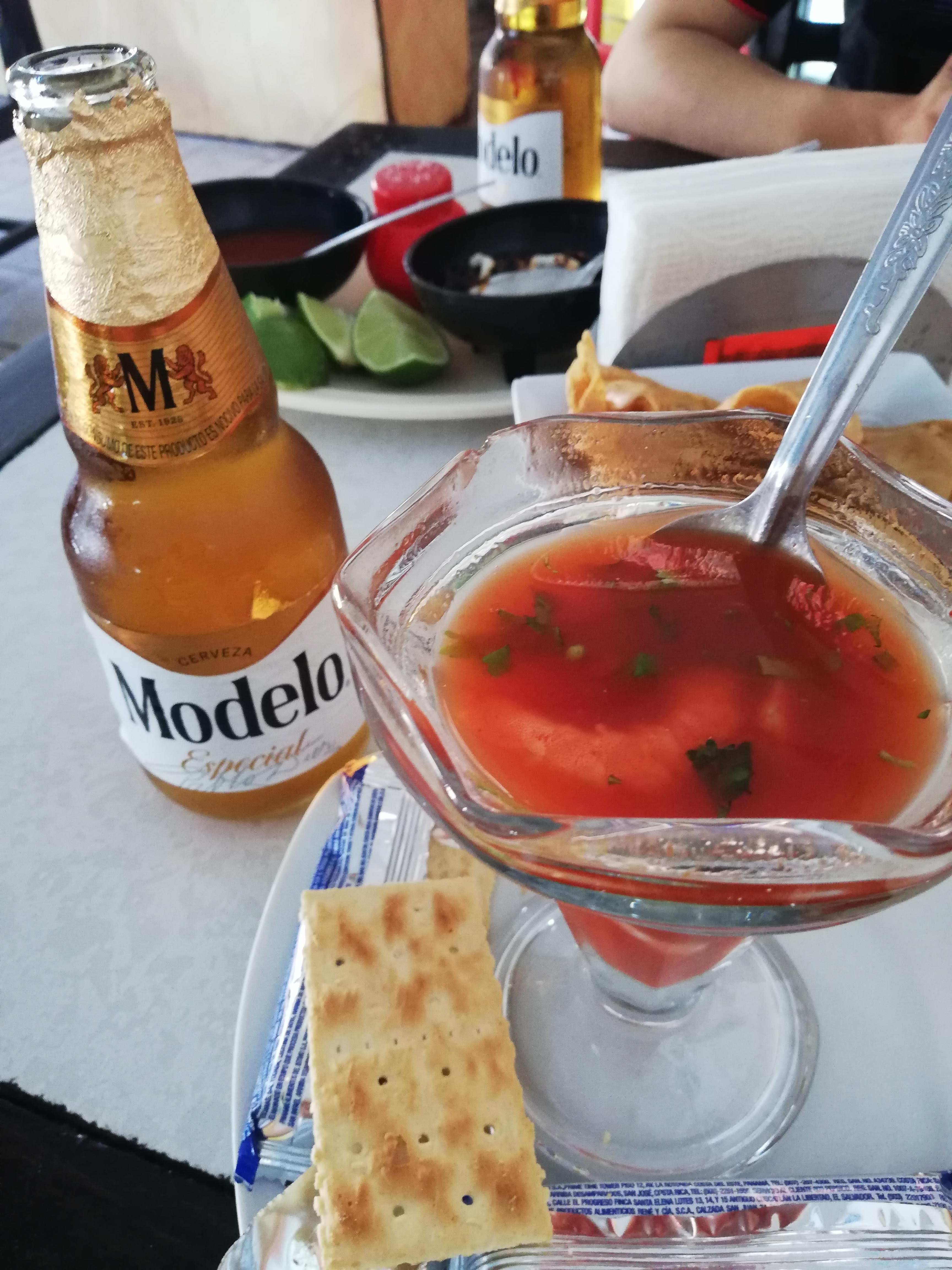 Central de Mariscos image 9