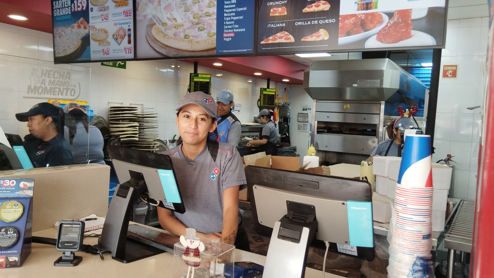 Domino's Av. 11 image 4