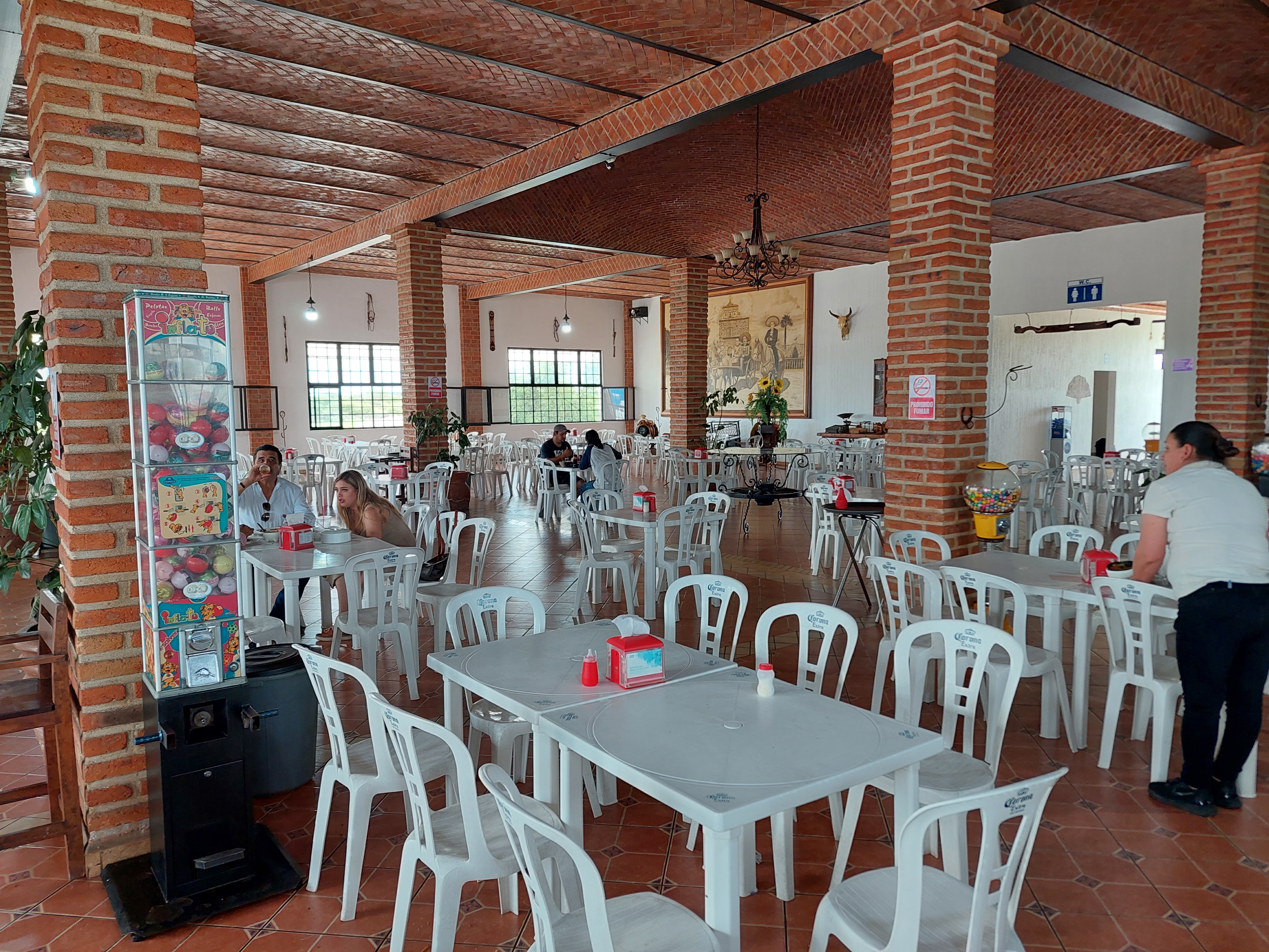 Carnitas "El Alteño" image 3