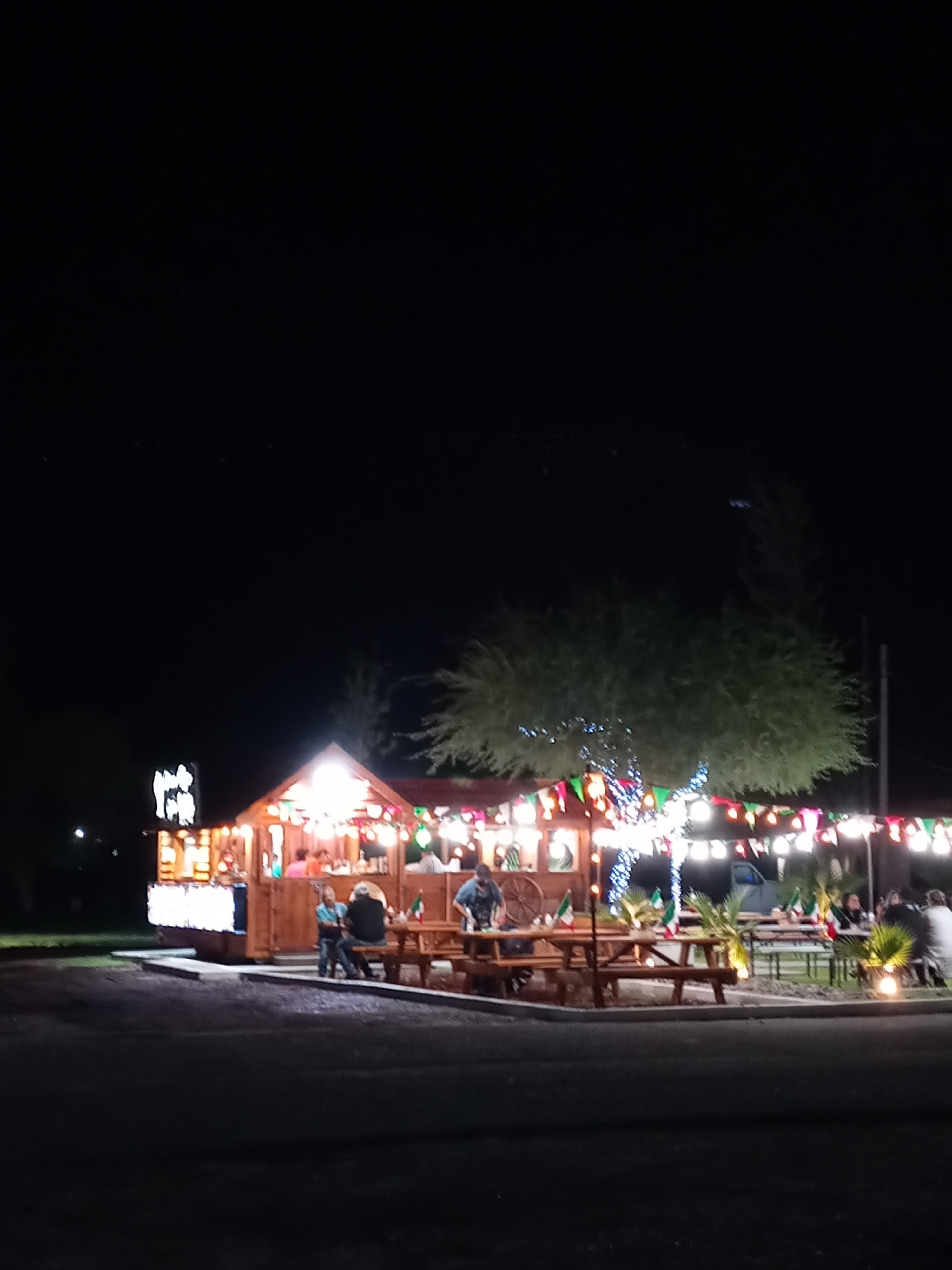 Chavo Ruco Grill image 5