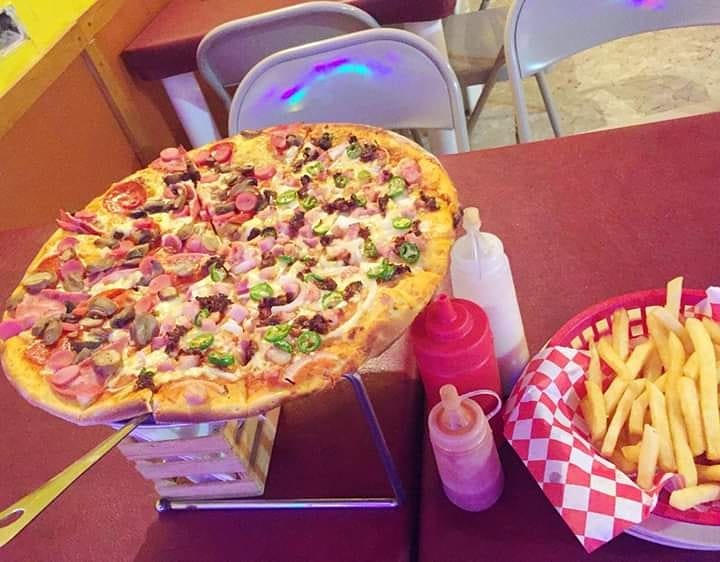 Abuela pizza image 5