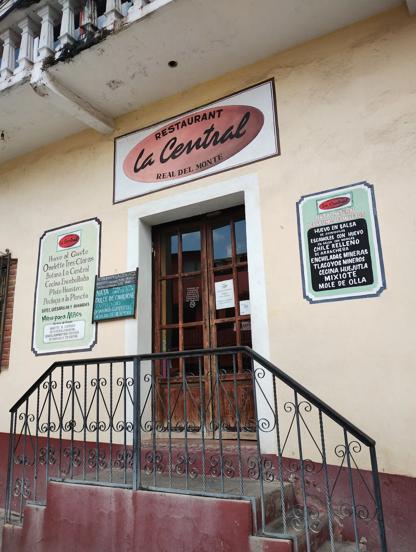 La Central image 4