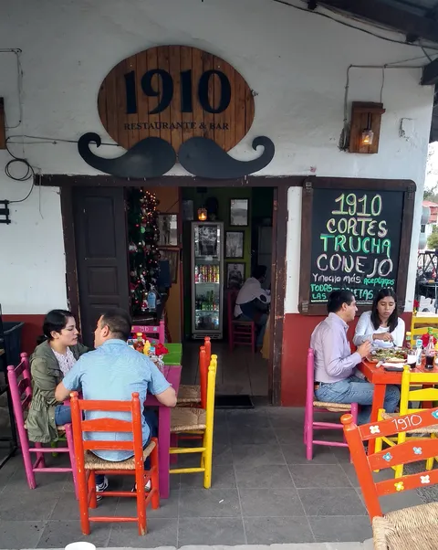 1910 Restaurante y Bar image 1