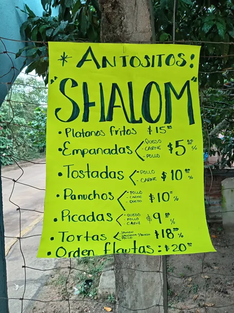 Desayunos y antojitos Shalom image 4