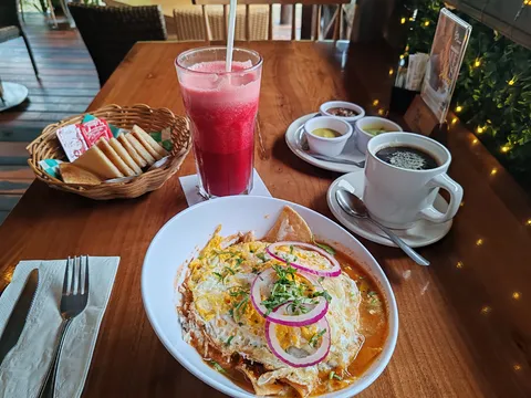 Restaurante Cielo y Tierra - Av. Las Torres image 3