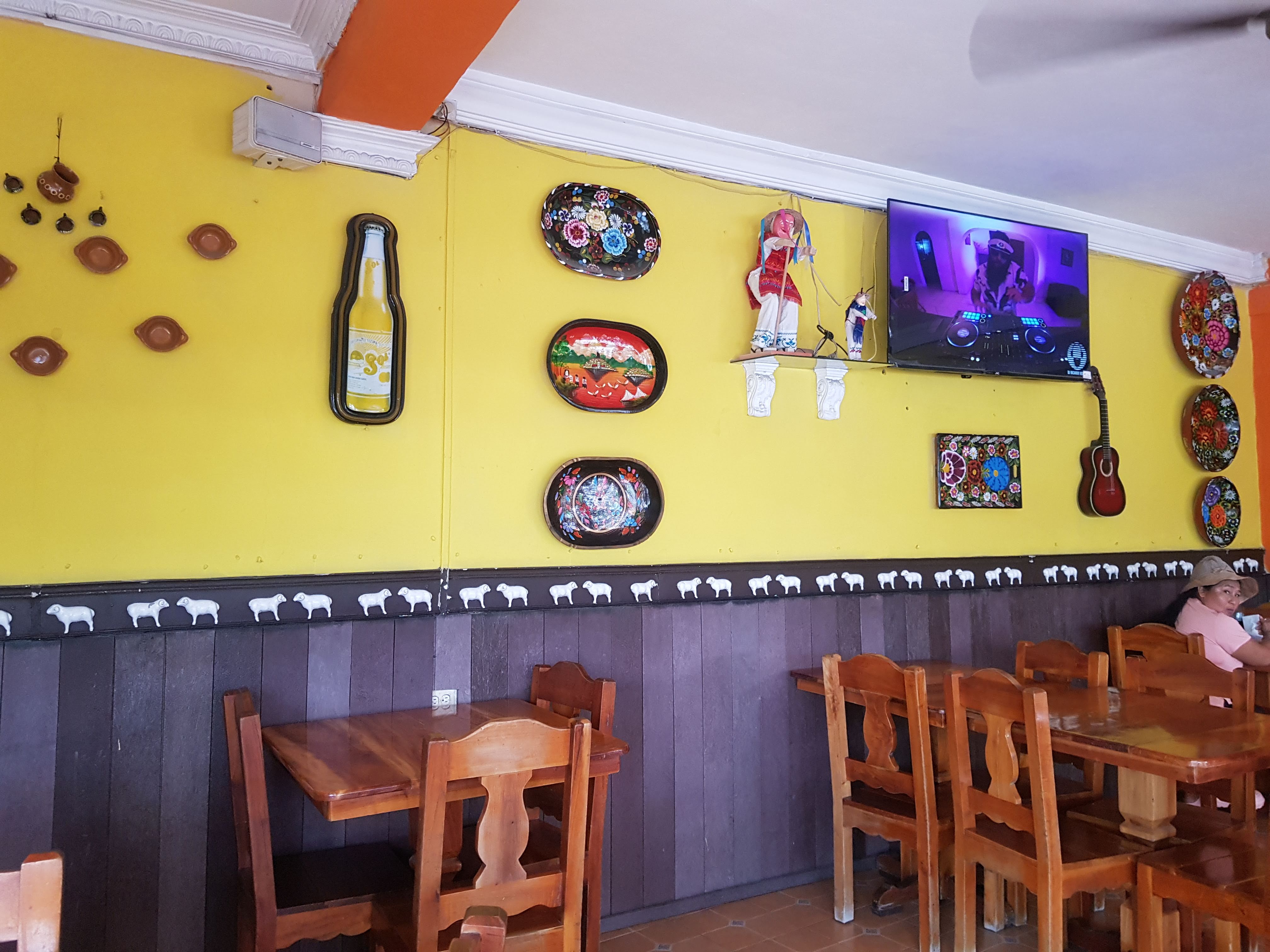 Las Tarascas Taximaroa image 6