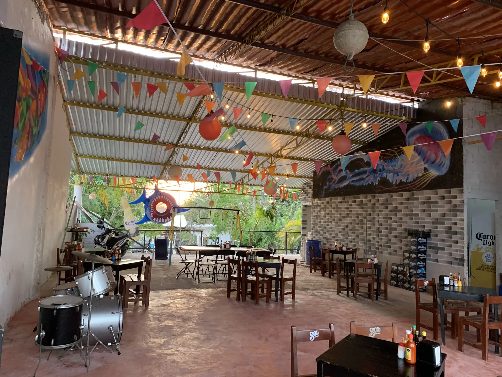 HANK EL MARISQUERO image 1