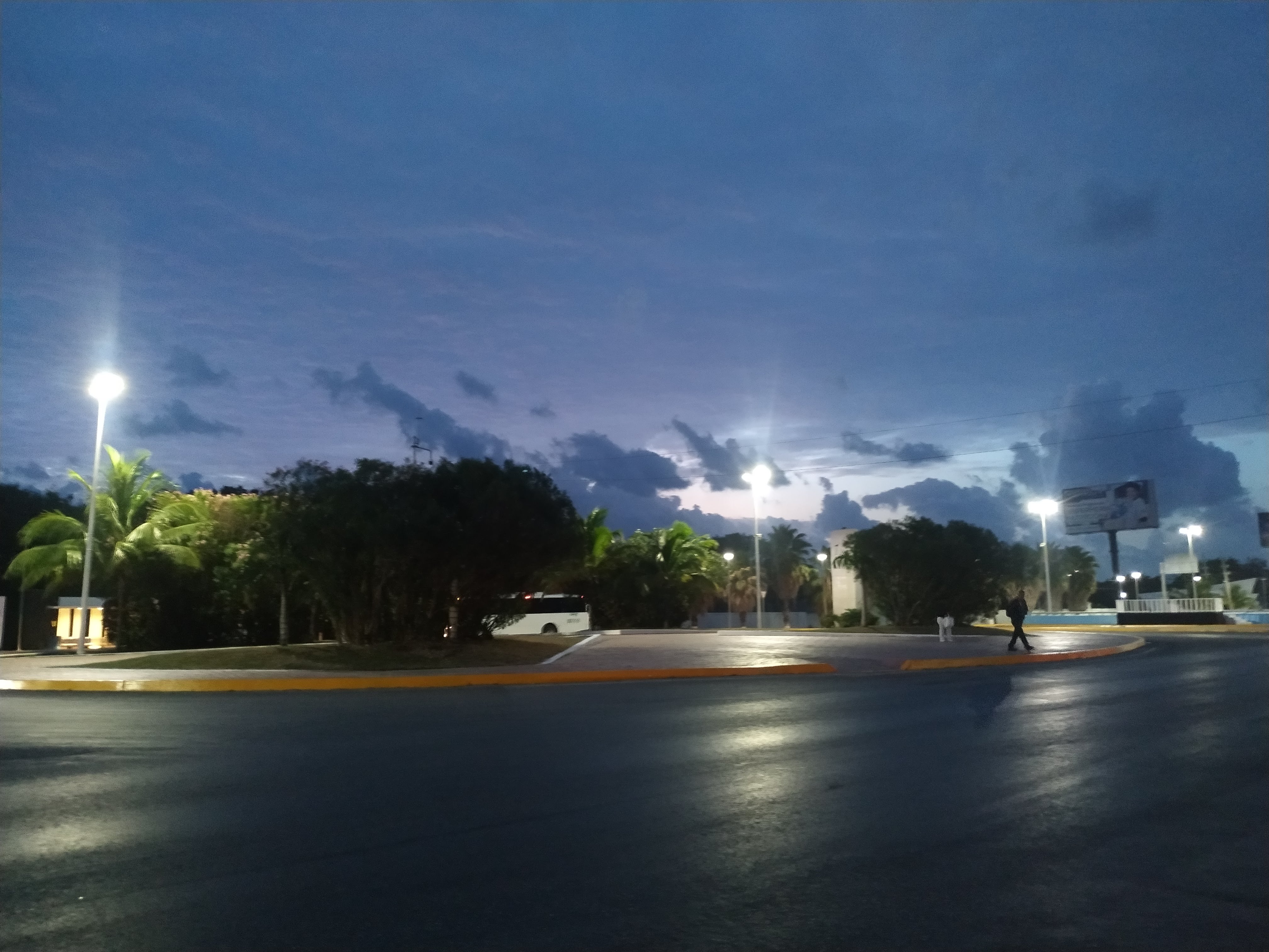 Domino's Cancún Bonfil image 6