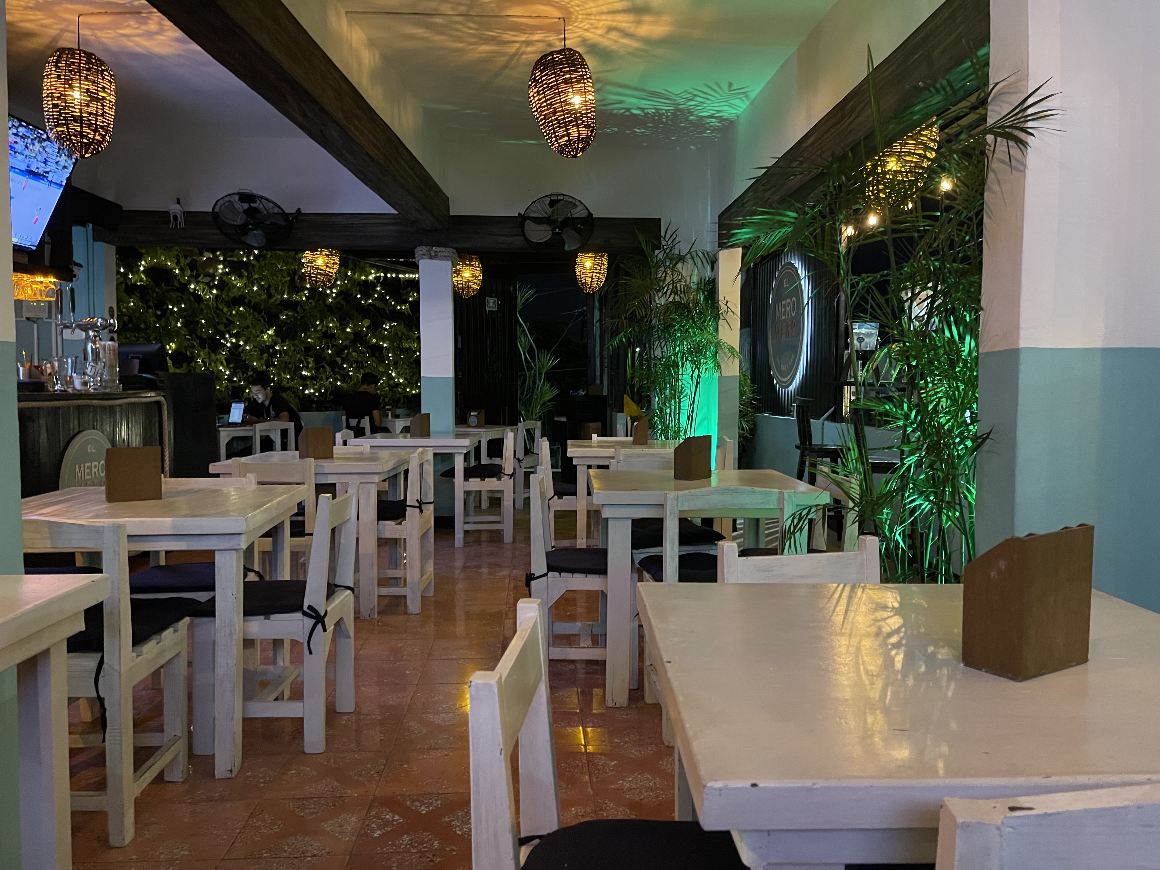 El Mero Mero Cancún Del Mar Y Bar image 1