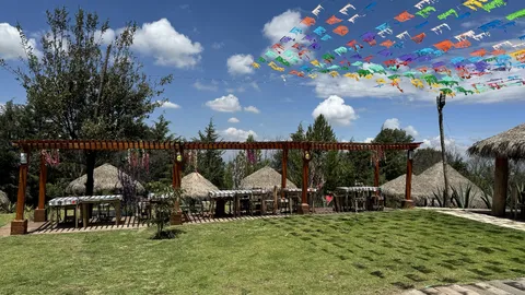Los cantaritos - Rancho Loma Bonita image 5