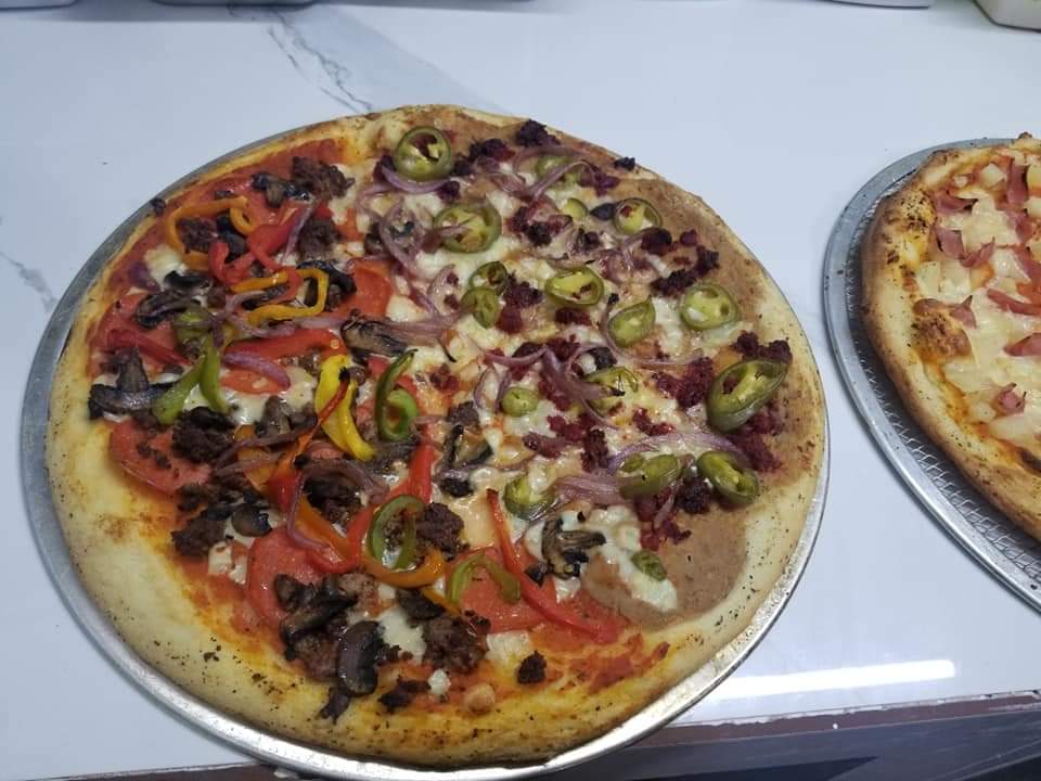 Lorenzo's Calihtec (Pizza, Drinks & Art) image 2