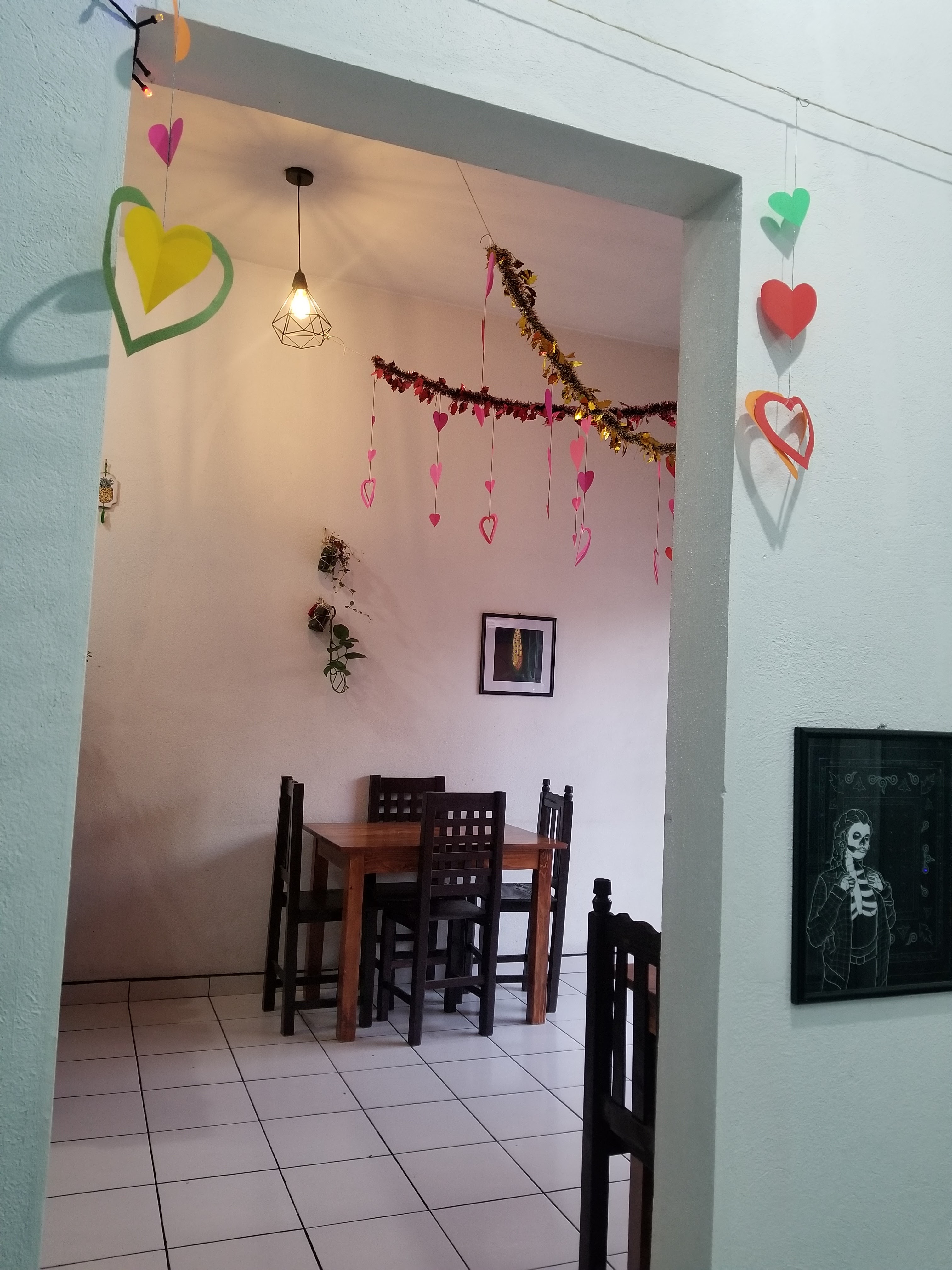 Lorenzo's Calihtec (Pizza, Drinks & Art) image 3