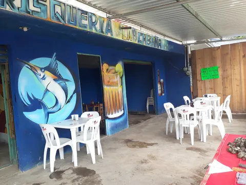 La cabaña image 8