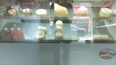 Tortas El Lucero image 2